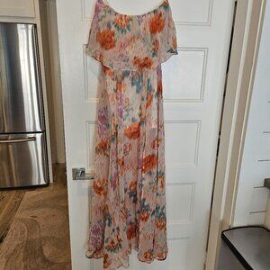 NWT Aakaa Strapless Flowy Maxi Dress Medium